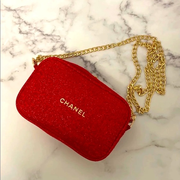 CHANEL BRAND NEW RED 2021 Holiday Limited Edition BAG with unbranded gold Strap - Picture 6 of 6